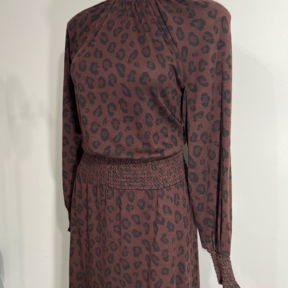 Ann Taylor Dress Sz Med Brown Animal Print Long Sleeve midi/maxi blouson office - Picture 3 of 5